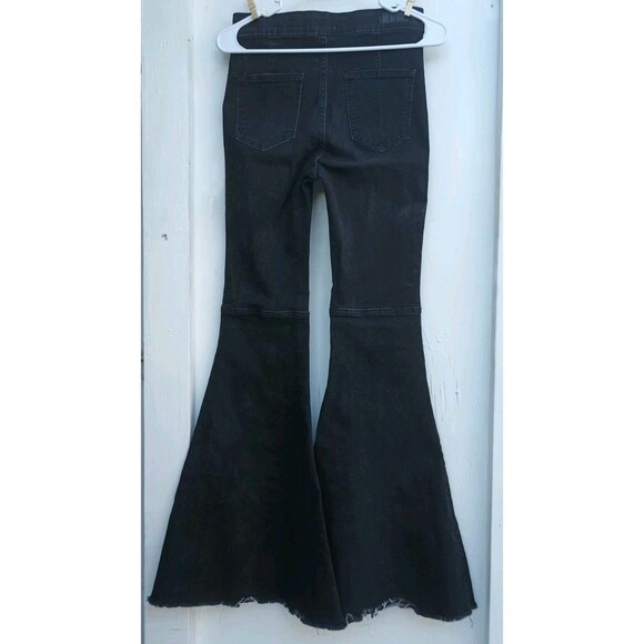 Umgee Boho High Rise Flare Jeans Size 5 Fringe Hem 70s Bell Bottom Stretch Black - Picture 2 of 8